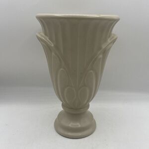 Haeger Floral Pottery Palm Leaf Urn Vase White Made In USA 10”‎ Height
